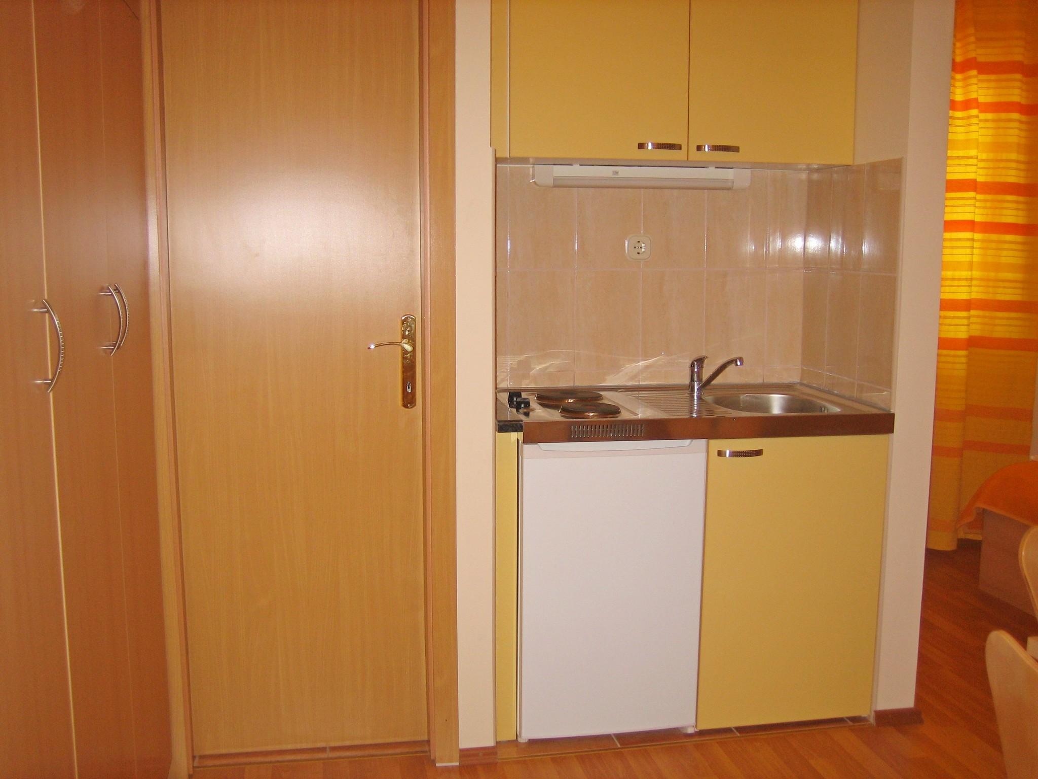 Mladen Hotel Omis Bagian luar foto