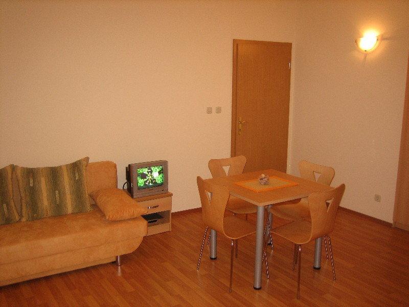 Mladen Hotel Omis Bagian luar foto